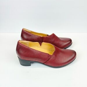 Dansko Womens Camdyn Wine Burnished Heel US 9 - 9.5 Euro 40 Slip on Comfort Red